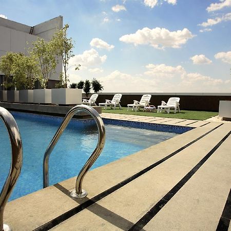 St Laurn Koregaon Park Pune Dış mekan fotoğraf