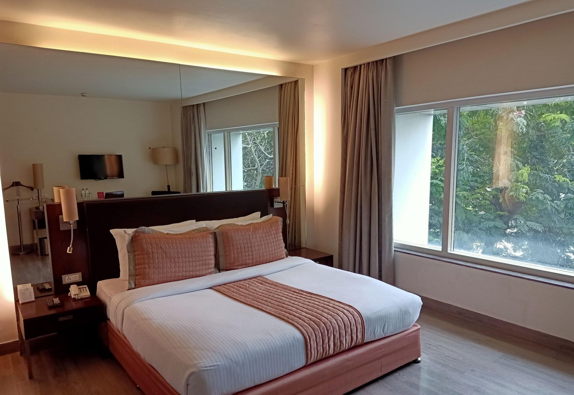 St Laurn Koregaon Park Pune Dış mekan fotoğraf
