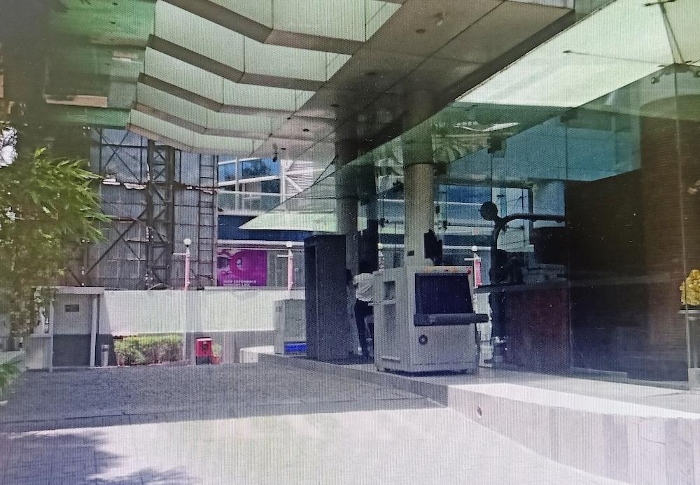 St Laurn Koregaon Park Pune Dış mekan fotoğraf