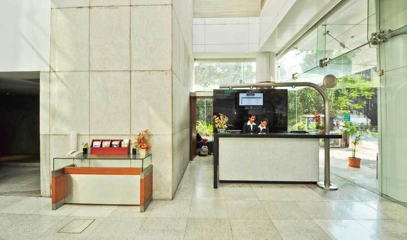 St Laurn Koregaon Park Pune Dış mekan fotoğraf